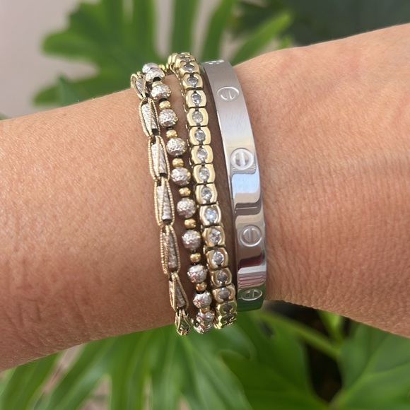 LOVE BANGLE STAINLESS STEEL 6 INCHES - Picture 1 of 10